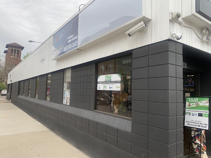 ZB Fashion Center logo