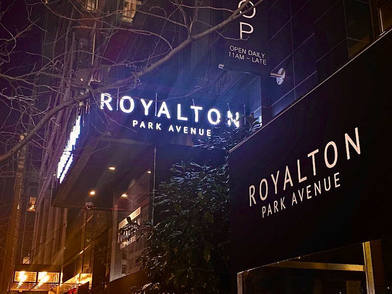 Fast&Buy Halal Food logo