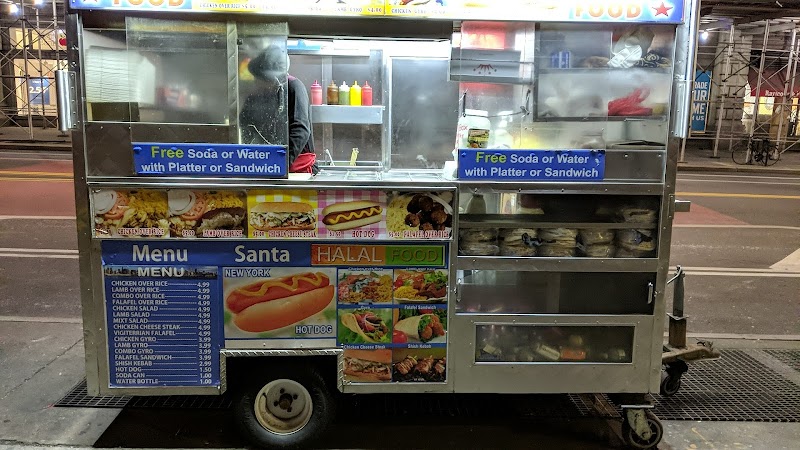 Santa Halal Food logo