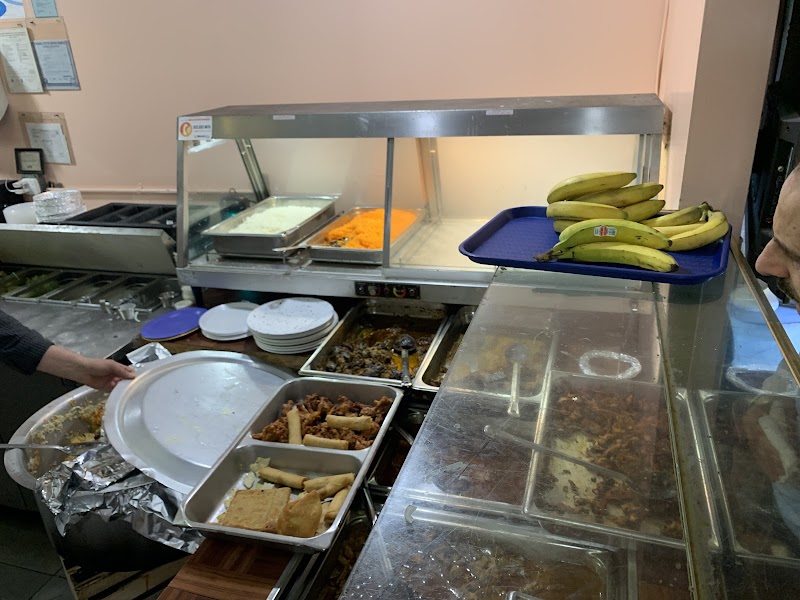 Tabaq Restaurant logo