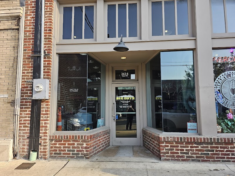 Big Guys Chicken & Rice logo