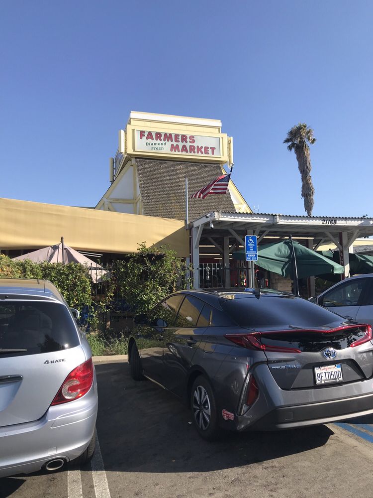 Diamond Fresh Farmers Market logo