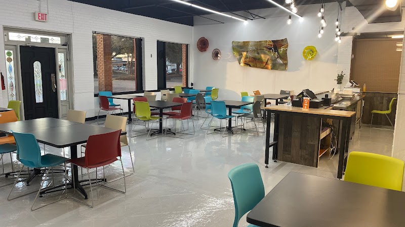 Wava Halal Grill logo