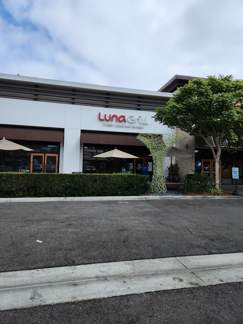 Luna Grill Cerritos logo